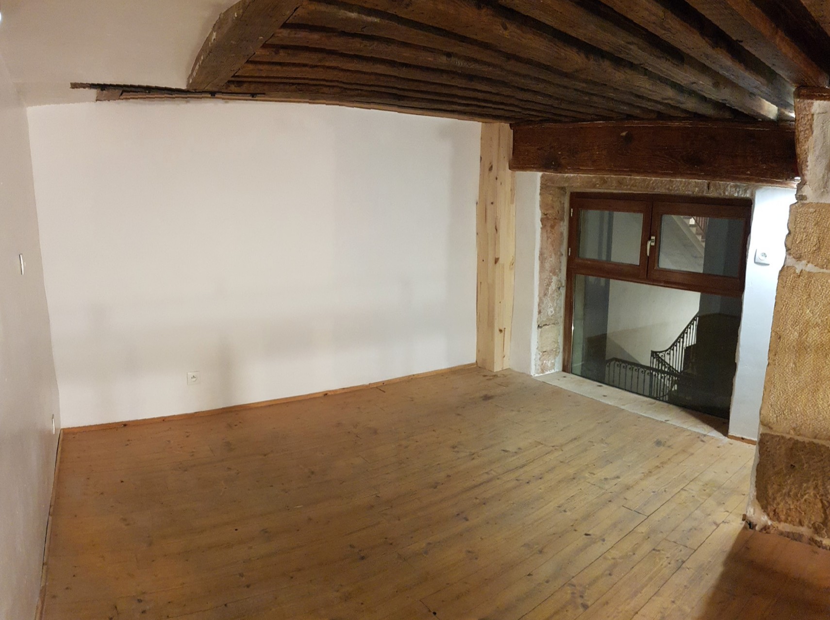 Image d'annonce : espace bureau 10m2 en mezzanine dans un espace partagé
